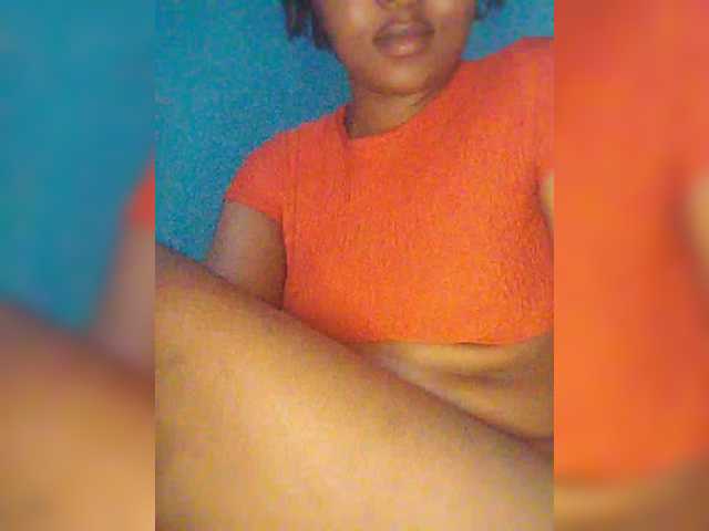 Bluemee live cam on BongaCams