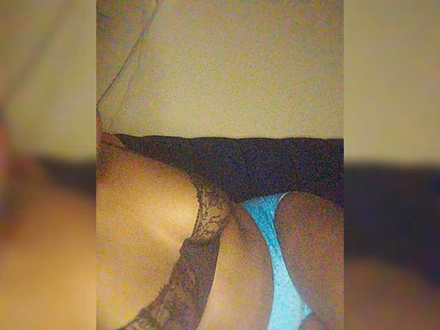 Bluemee live cam on BongaCams