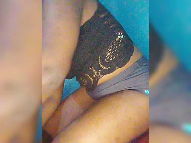Bluemee live cam on BongaCams