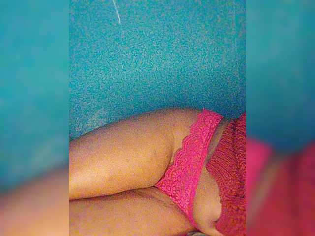 Bluemee live cam on BongaCams