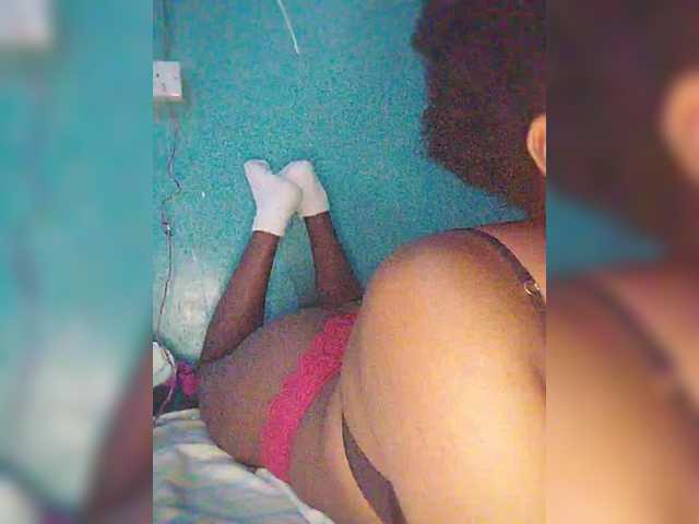 Bluemee live cam on BongaCams