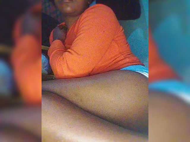 Bluemee live cam on BongaCams