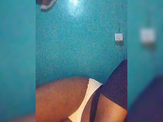 Bluemee live cam on BongaCams