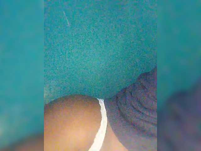 Bluemee live cam on BongaCams