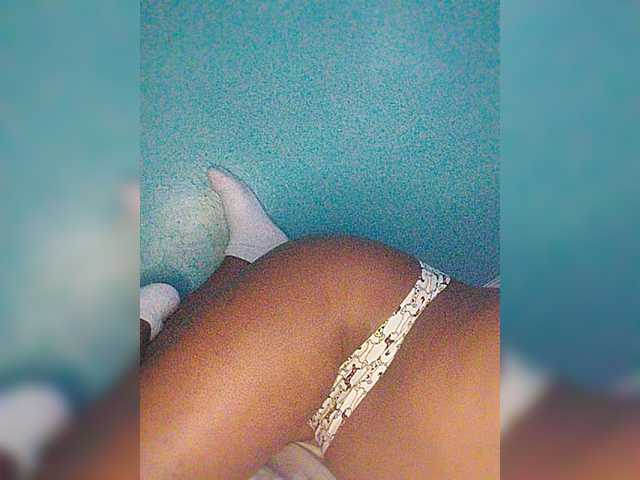 Bluemee live cam on BongaCams
