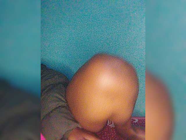Bluemee live cam on BongaCams