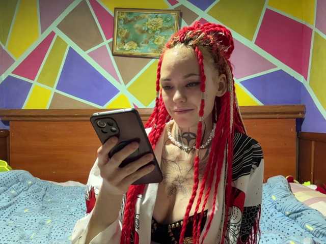 KuklaBraatz live cam on BongaCams