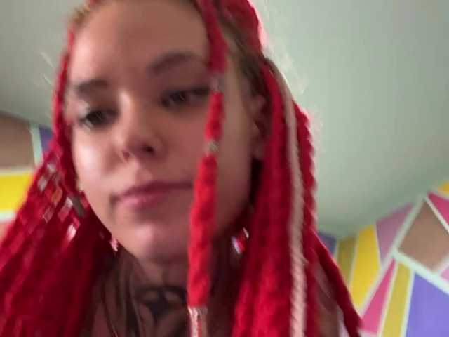 KuklaBraatz live cam on BongaCams