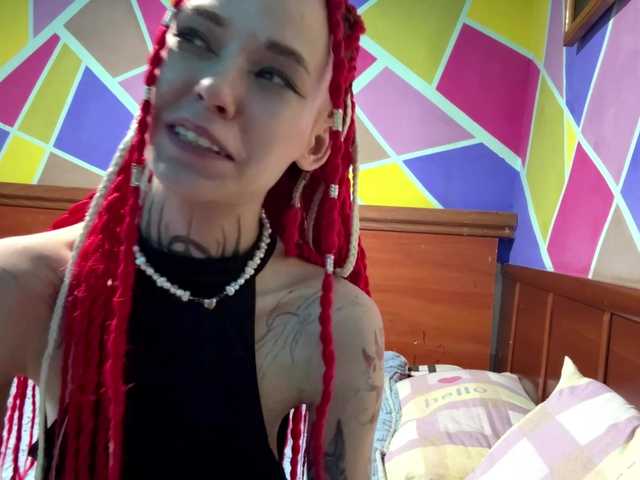 KuklaBraatz live cam on BongaCams