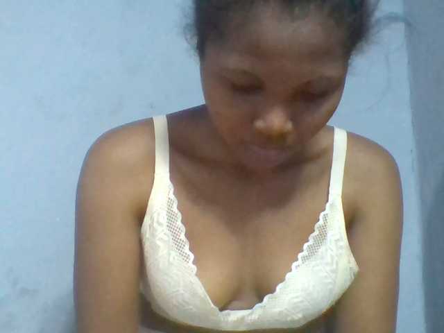 Rema-2 live cam preview