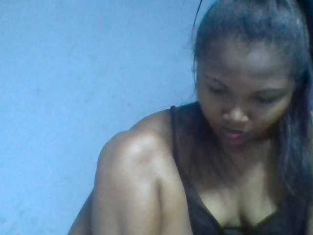 Rema-2, en directo ahora en BongaCams