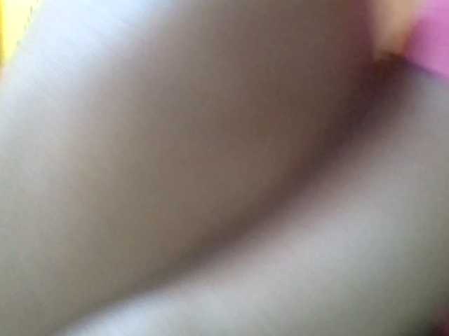 Rema-2 live cam on BongaCams