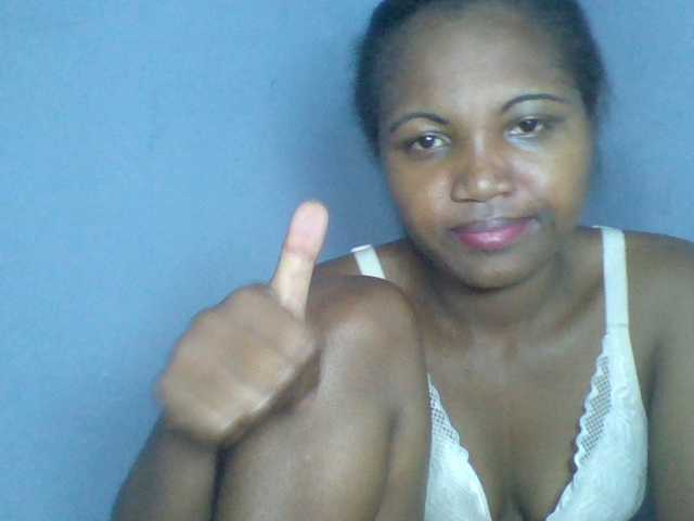 Rema-2 live webcam show