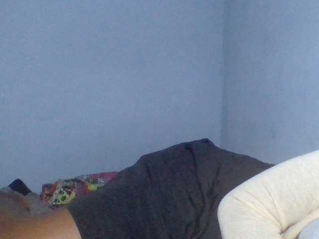 Rema-2 live cam on BongaCams