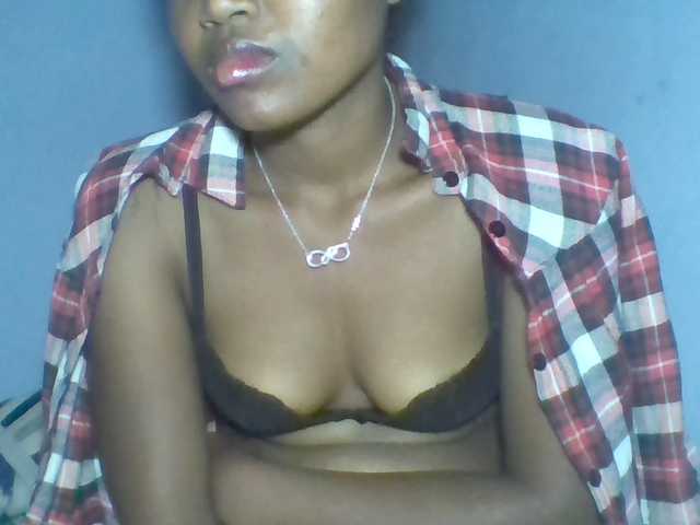 Camgirl Rema-2 sur Bongacams