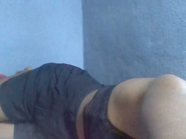 Rema-2, live now on BongaCams