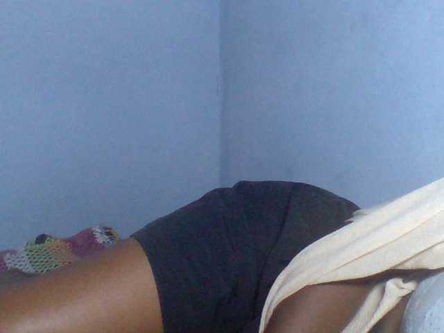 Rema-2 live webcam show
