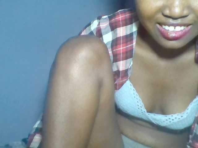 Rema-2 live cam on UnifiedCams