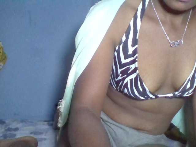 Rema-2 live cam on BongaCams