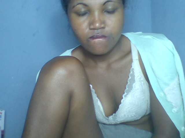 Camgirl Rema-2 sur Bongacams