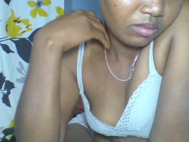 rema-2 live sex show