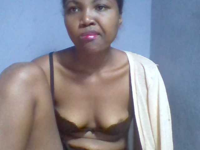 Camgirl Rema-2 sur Bongacams