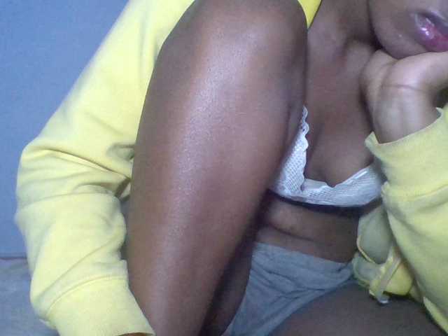 Camgirl Rema-2 sur Bongacams