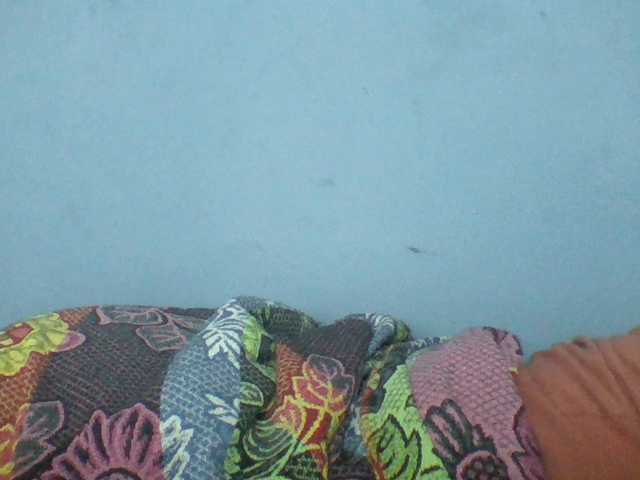 Rema-2 live webcam show