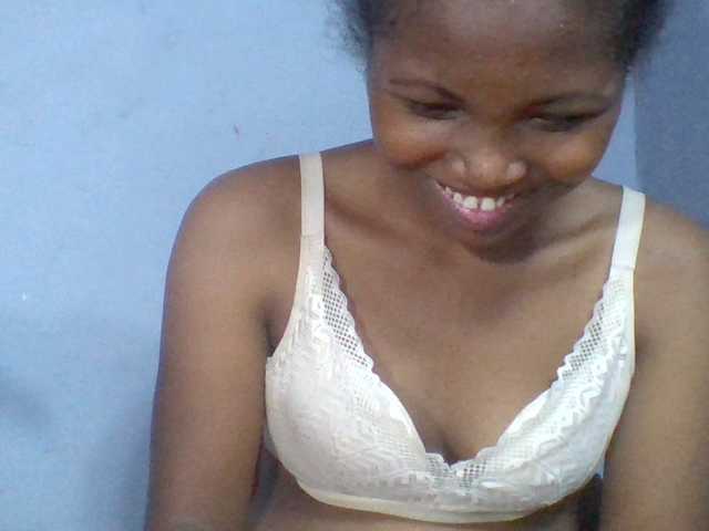 Rema-2 live cam preview