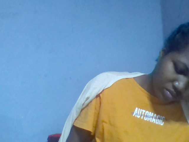 Rema-2 live cam on BongaCams