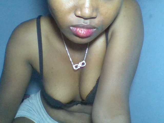 Rema-2 live cam on UnifiedCams