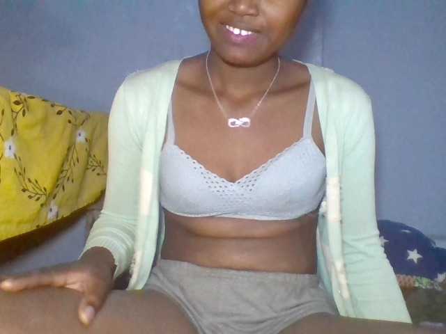 rema-2 live sex show