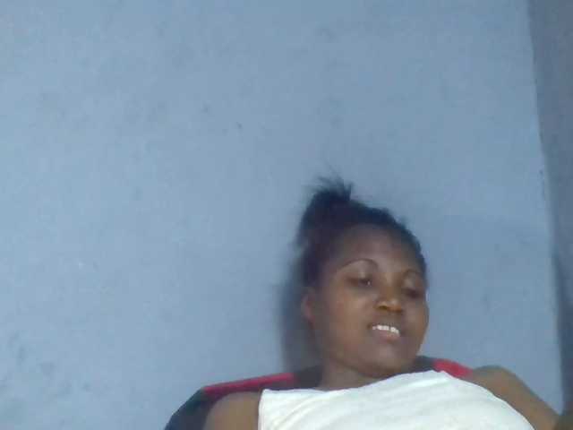 Rema-2, live now on BongaCams