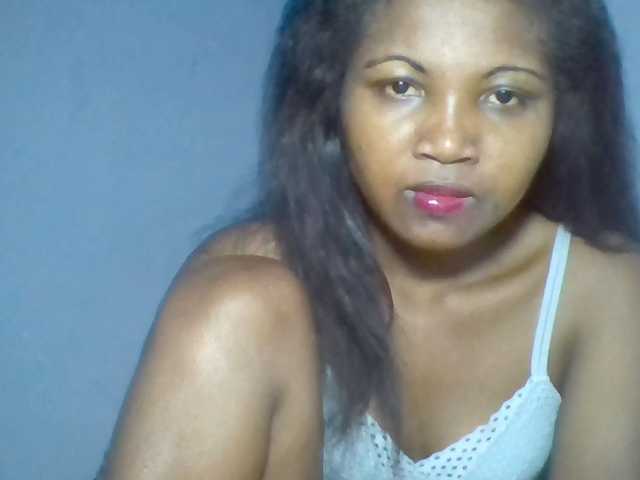 Rema-2 live webcam show