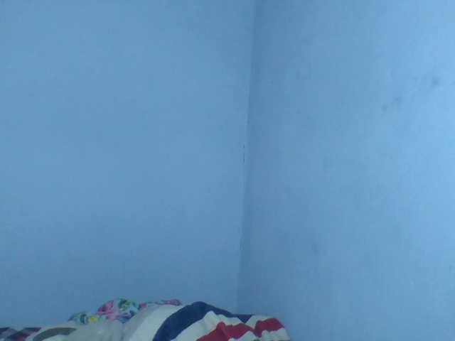 Rema-2 live webcam show