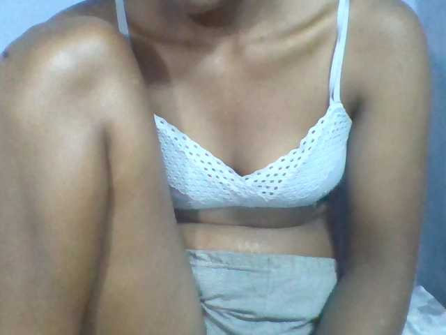 Camgirl Rema-2 sur Bongacams