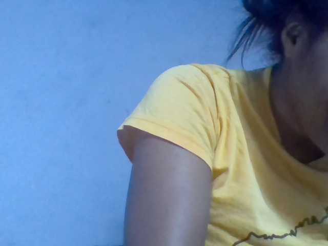 Rema-2 live cam on BongaCams