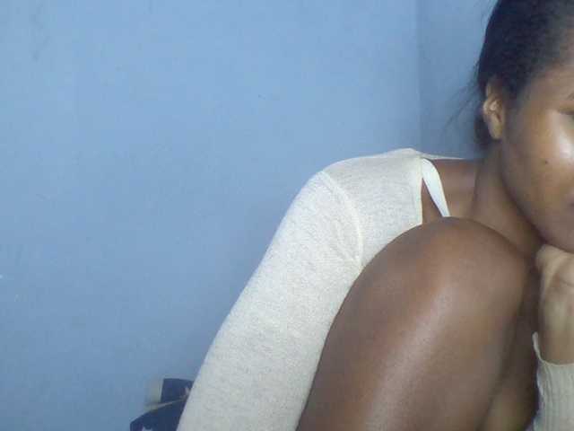 Rema-2 live webcam show