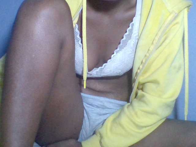 rema-2 live sex show