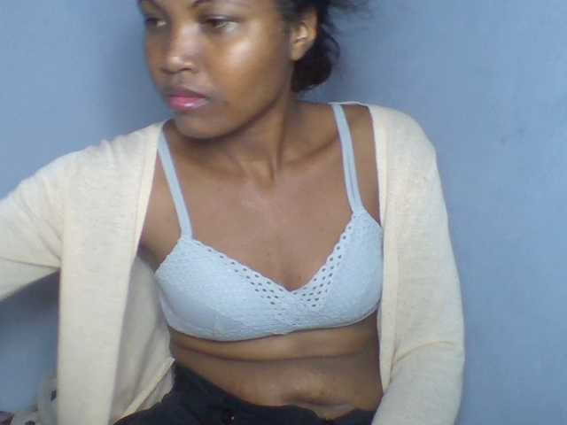 Camgirl Rema-2 sur Bongacams