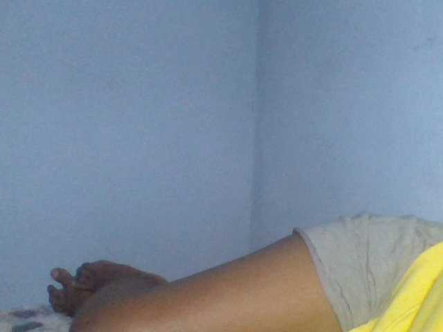 Rema-2 live cam on BongaCams
