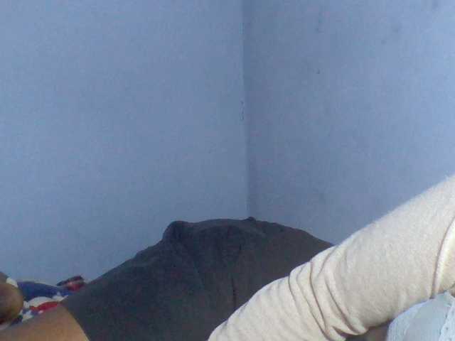 Rema-2 live webcam show