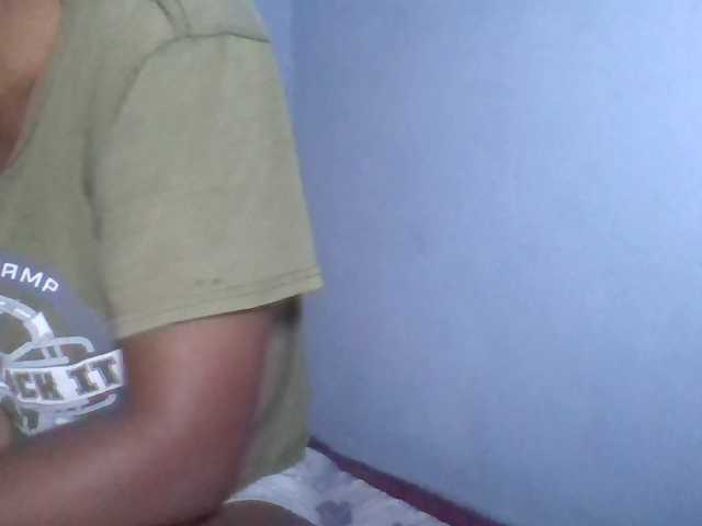 Rema-2 live cam on BongaCams