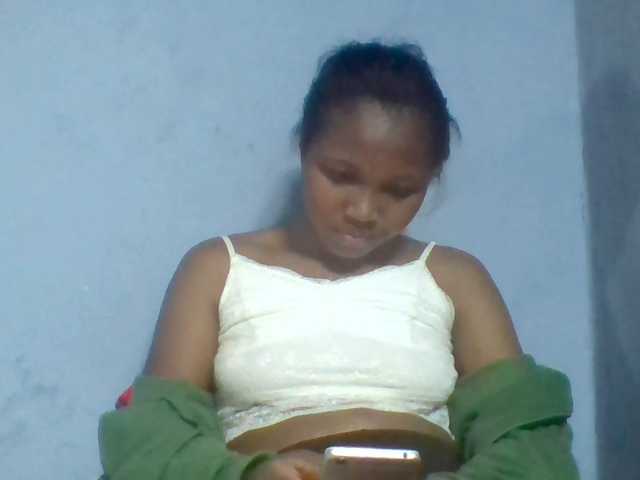 Rema-2 live cam preview