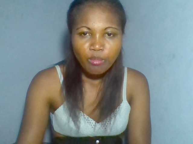 Rema-2 live webcam show