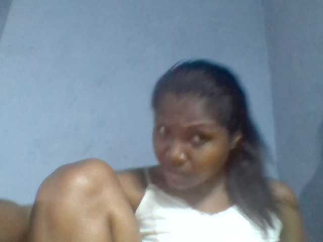 Rema-2, en directo ahora en BongaCams