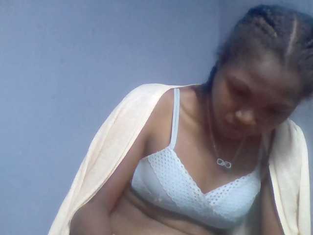 Camgirl Rema-2 sur Bongacams