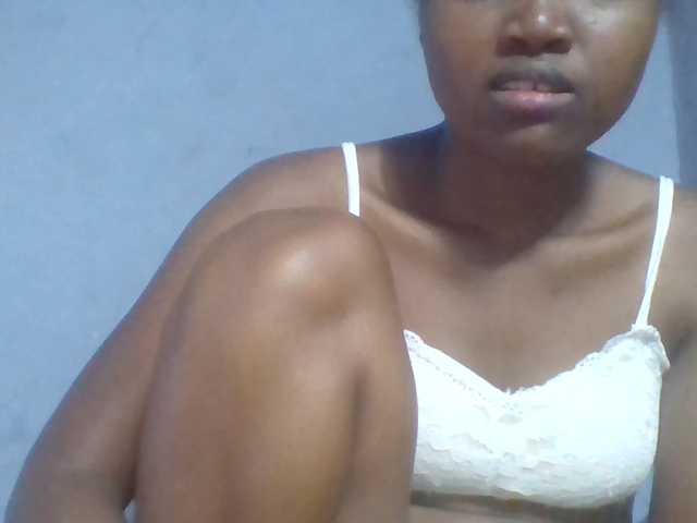 Rema-2 live cam preview