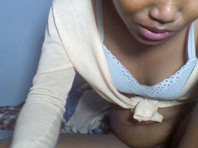 Camgirl Rema-2 sur Bongacams