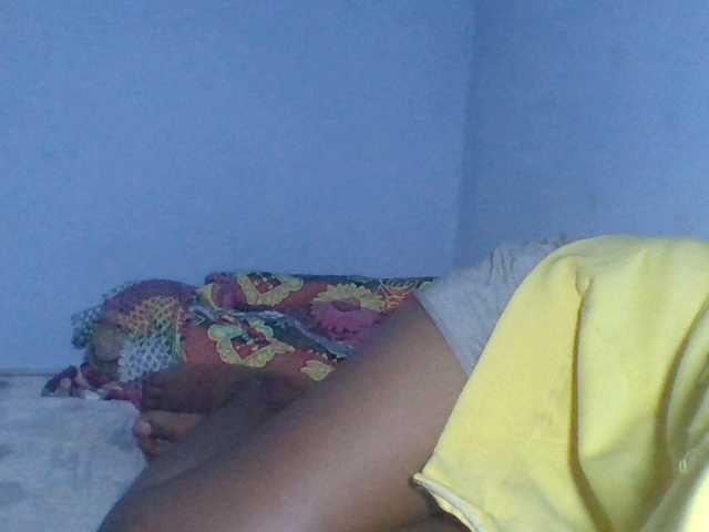 Rema-2 live webcam show